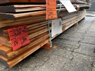 Ca. 50x Douglas zweeds rabat, 26x190mm, lengte 300cm